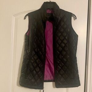 Sleeveless Zip Up Jacket (S)